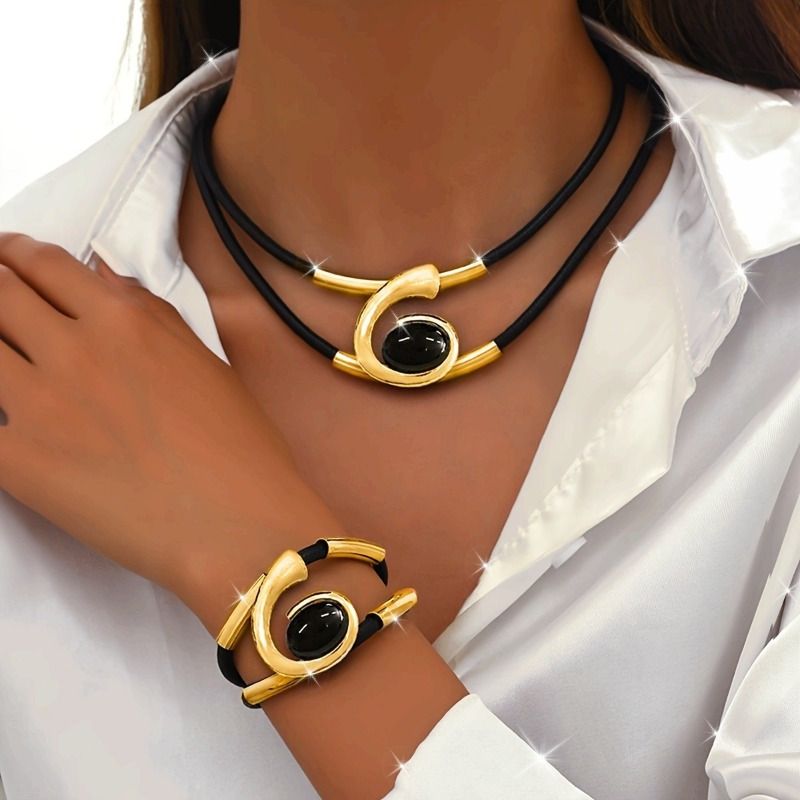 Ethnic Fashion Trend - Vintage Trend Irregular Leather Rope Necklace