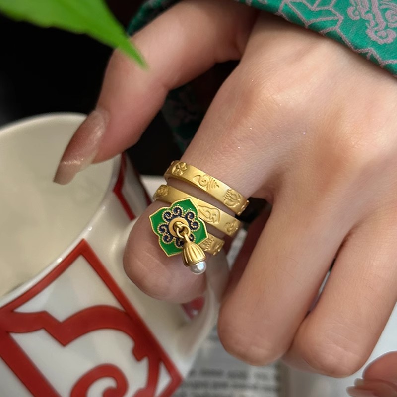 New in Charm Green Enamel Flow - Ethnic Fashion Wear 评论和价格