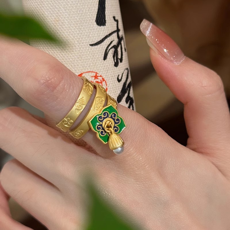 New in Charm Green Enamel Flow - Ethnic Fashion Wear 评论和价格